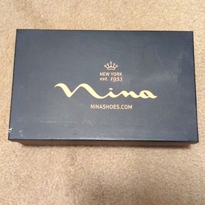Nina Women's Dress Heels, Metallic Silver size 8.5M